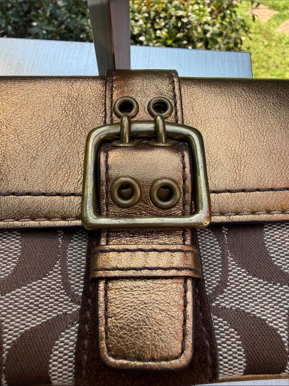 COACH Metallic Gold Signature Buckle Clutch Wallet - Picture 5 of 12